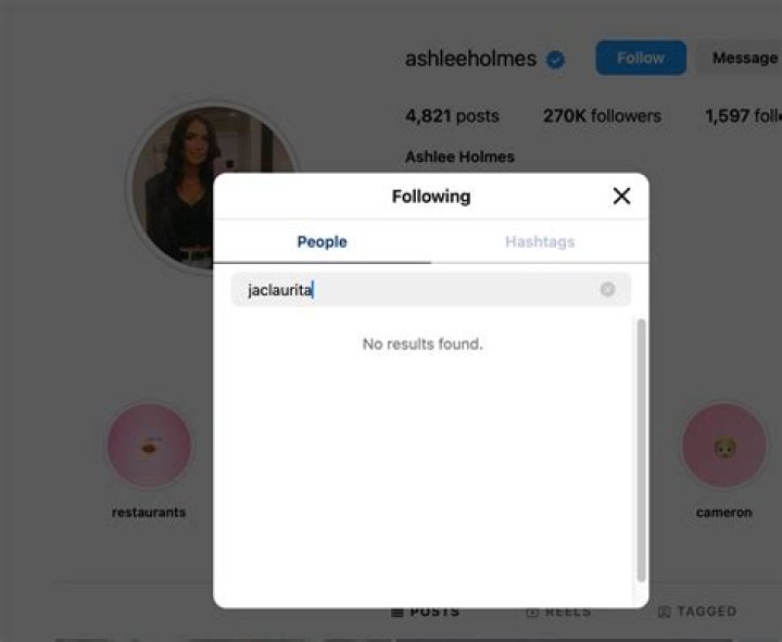 10 of Our Favorite Ashlee Holmes Tweets