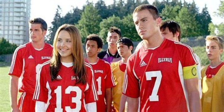 8 Coming of Age Movies Like She’s the Man You Must See