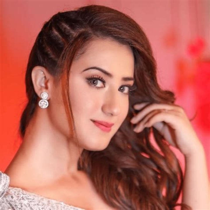 
Aalisha Panwar Height, Weight, Net Worth, Age, Birthday, Wikipedia, Who, Nationality, Biography 