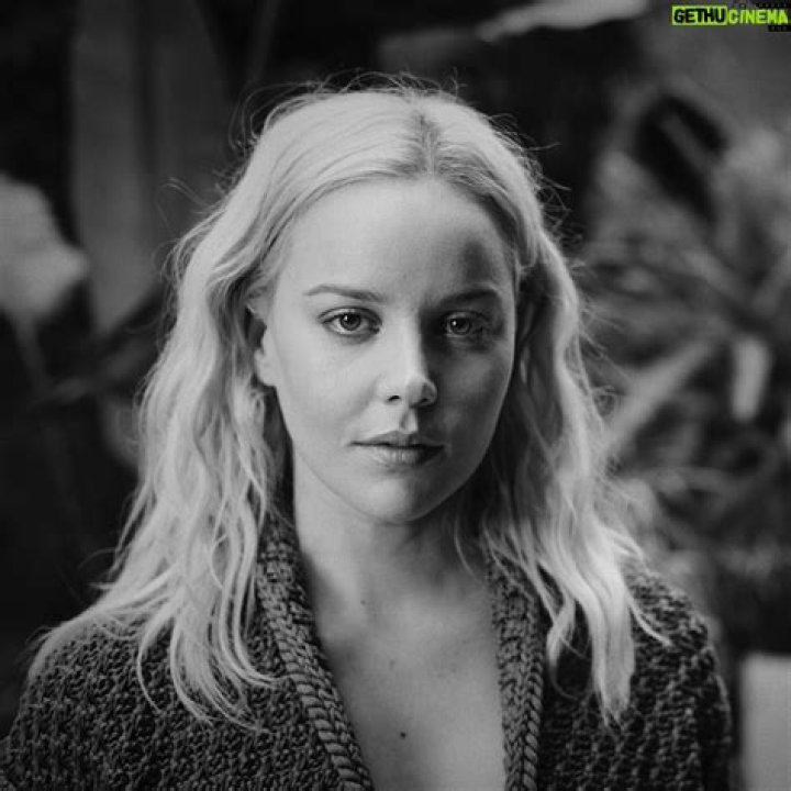 Abbie Holborn Bio (Wiki) 