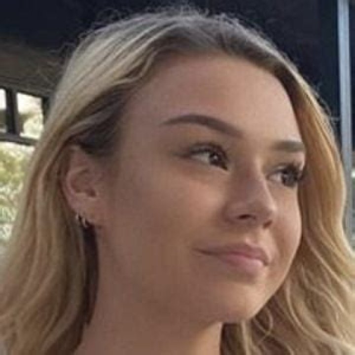 Abby Lynn (YouTube Star) - Age, Family, Bio