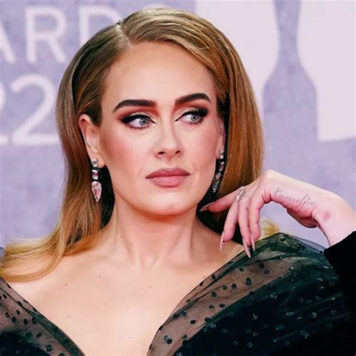 Adele Bio (Wiki) 