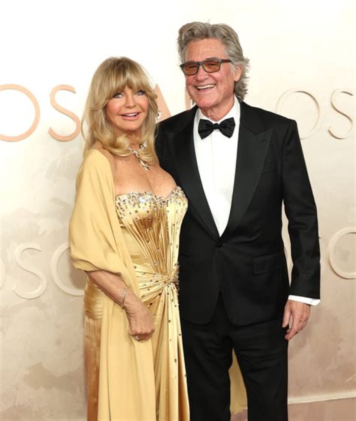 After Two Unsucessful Married, American Actor Goldie Hawn Is Living A Blissful Love Life With Her Actor, Boyfriend, Kurt Russell