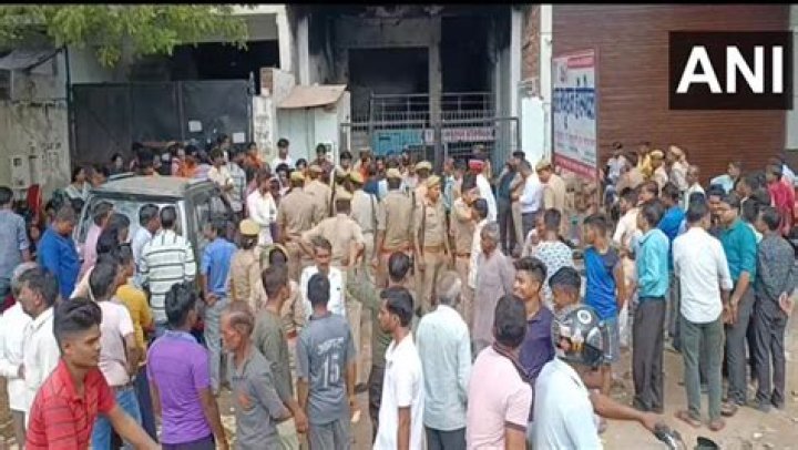 
Agra doctor, his two children killed in nursing home fire 