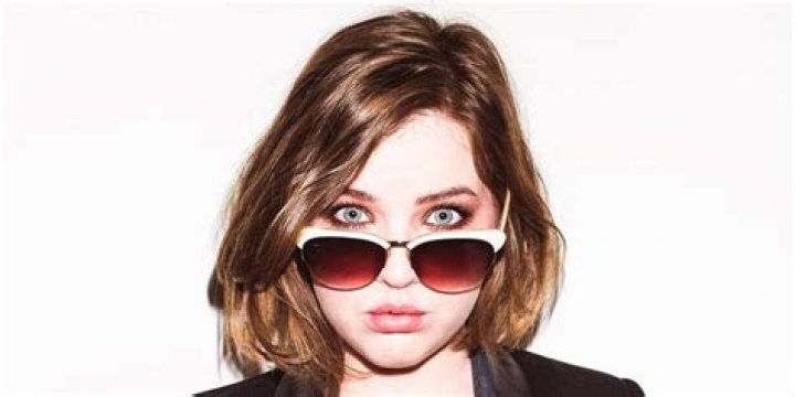 
Aislinn Paul’s Age, Boyfriend, Net Worth, Wiki. Is Pregnant? 