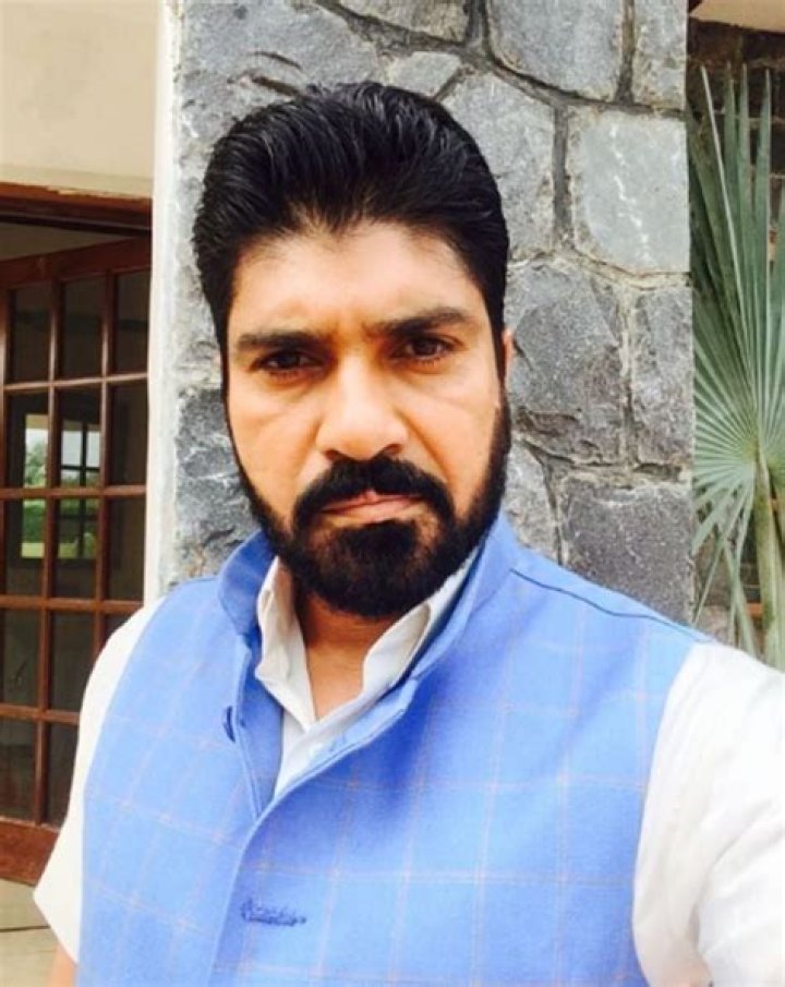 Akshay Runchal Bio (Wiki) 