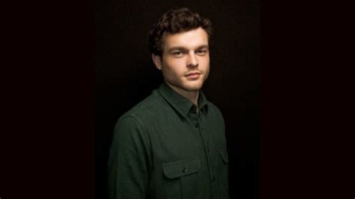 Alden Ehrenreich Bio (Wiki) 