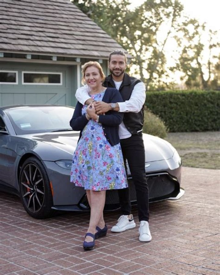 Alex Costa - Age, Family, Bio