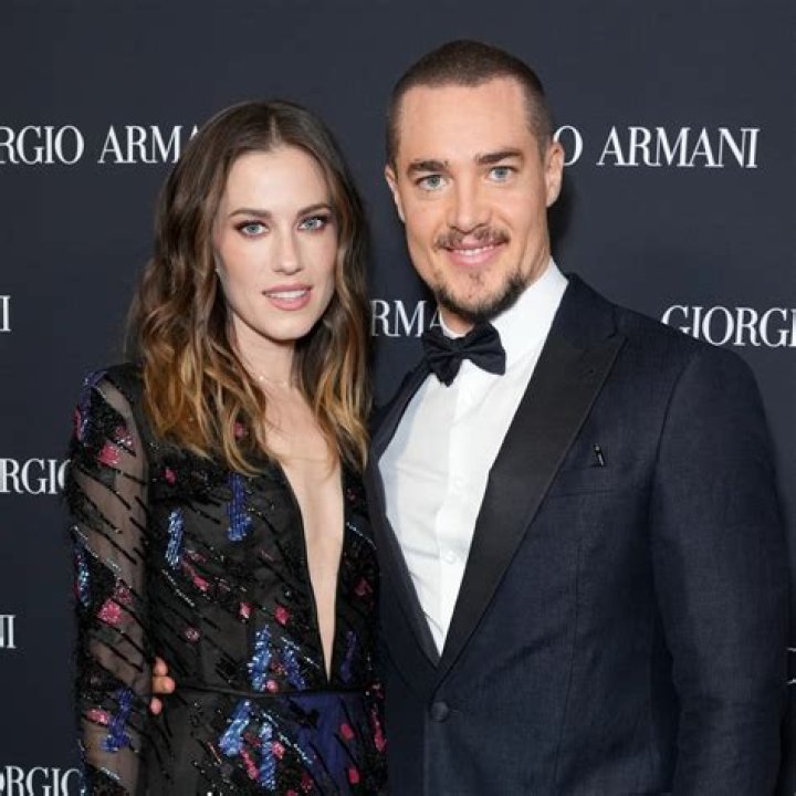 Alexander Dreymon - Age, Family, Bio