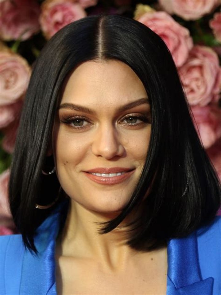 Alice Faye Height - CelebsHeight.org