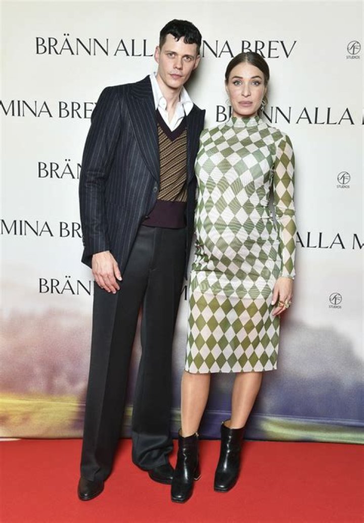 Alida Indra Jasmin Morberg Height, Weight, Net Worth, Age, Birthday, Wikipedia, Who, Nationality, Biography