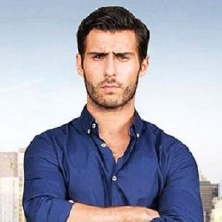 Alik Alfus Bio (Wiki) 