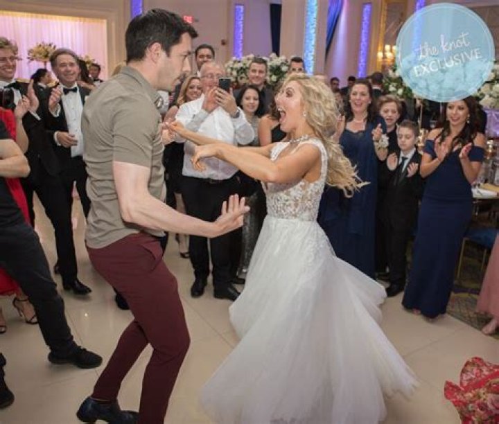 All About The Vows!! Take A Look At The Wedding Plans Of Emma Slater And Sasha Farber; More About The Proposal And Their Relationship