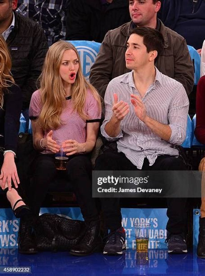 Amanda Seyfried & Justin Long are hooking up now: weird couple?