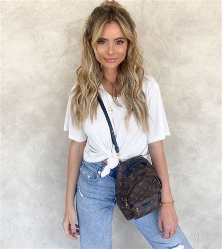 Amanda Stanton of The Bachelor drove from CA to AZ to get her hair done