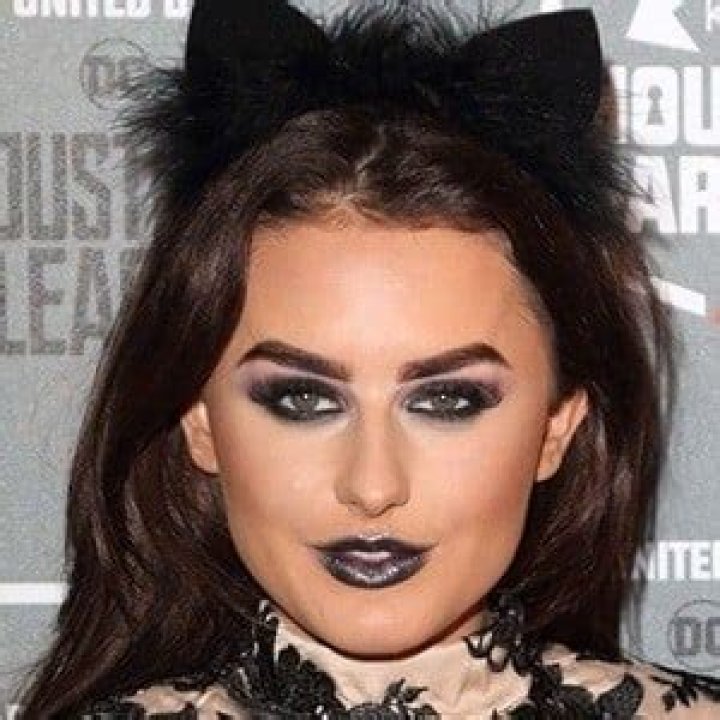 Amber Davies - Age, Family, Bio