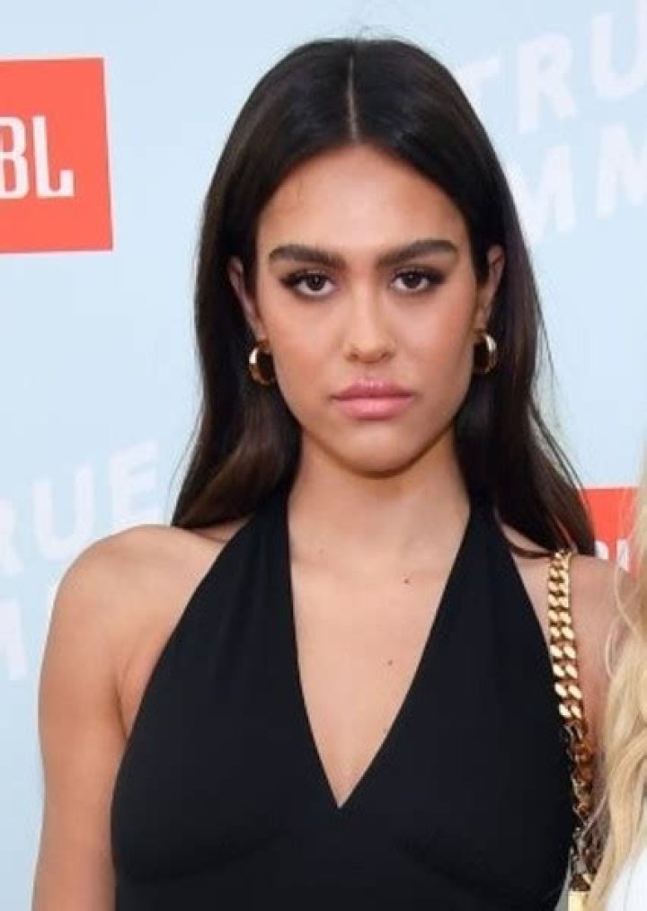 Amelia Gray Hamlin Height, Weight, Net Worth, Age, Wiki, Who, Instagram, Biography