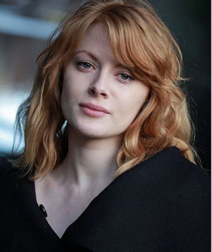 American-English Actress, Emily Beecham Is Not Dating Anyone Currently