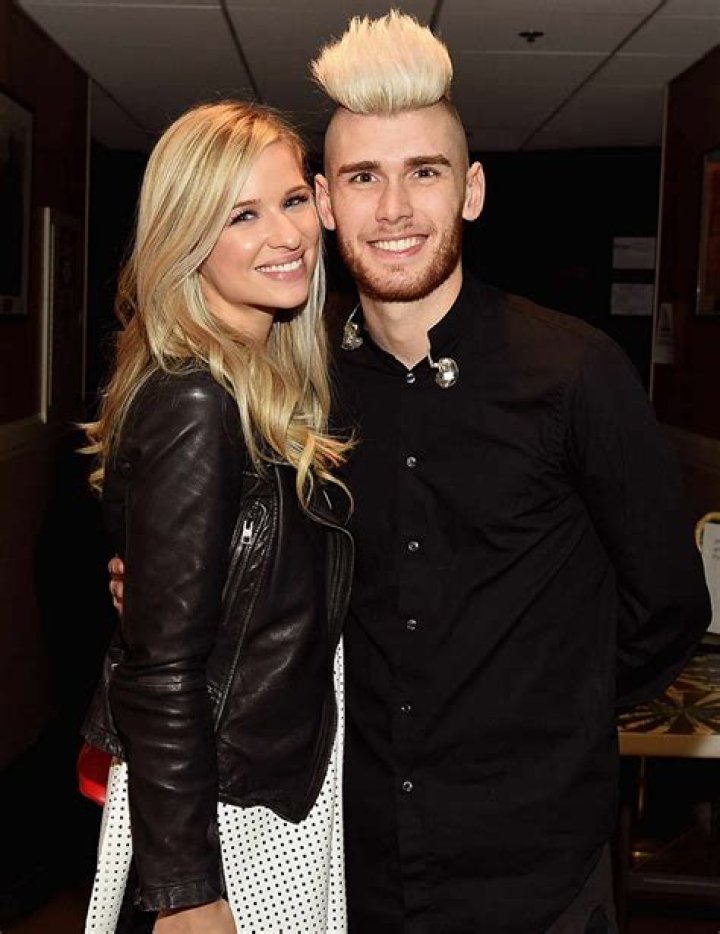 American Idol Alum, Colton Dixon And His Wife Annie Dixon Welcomed Twin Babies!