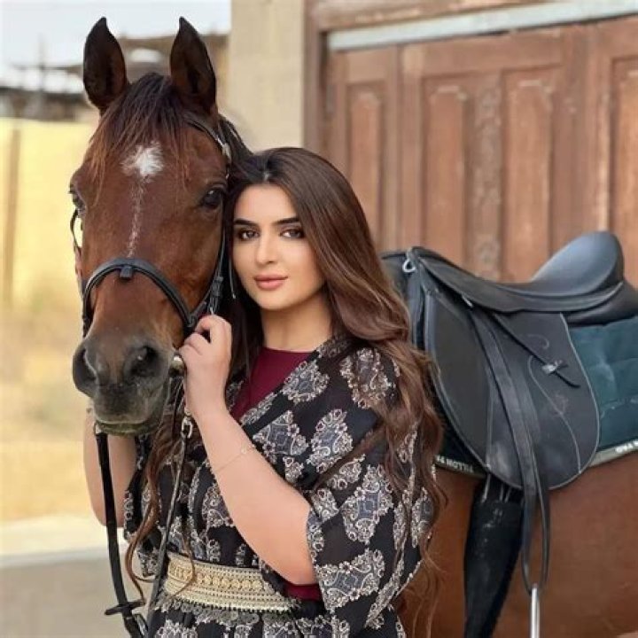 Amina Rashid - Age, Family, Bio