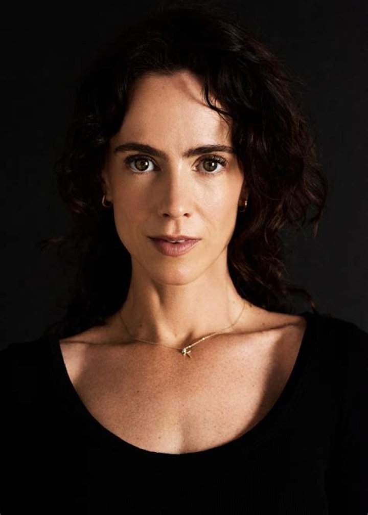 Amy Manson - Age, Family, Bio