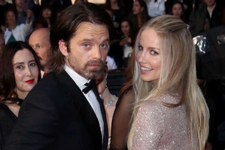 
Annabelle Wallis and Sebastian Stan Dating Rumors Spread Like Wildfire After Robert Pattinsons Party Photos Reach The Internet 