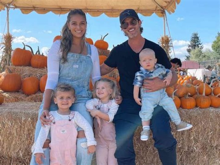 April Love Geary - Age, Family, Bio