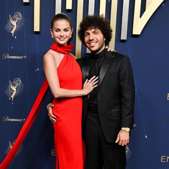 
Are Selena Gomez and Benny Blanco dating? 
