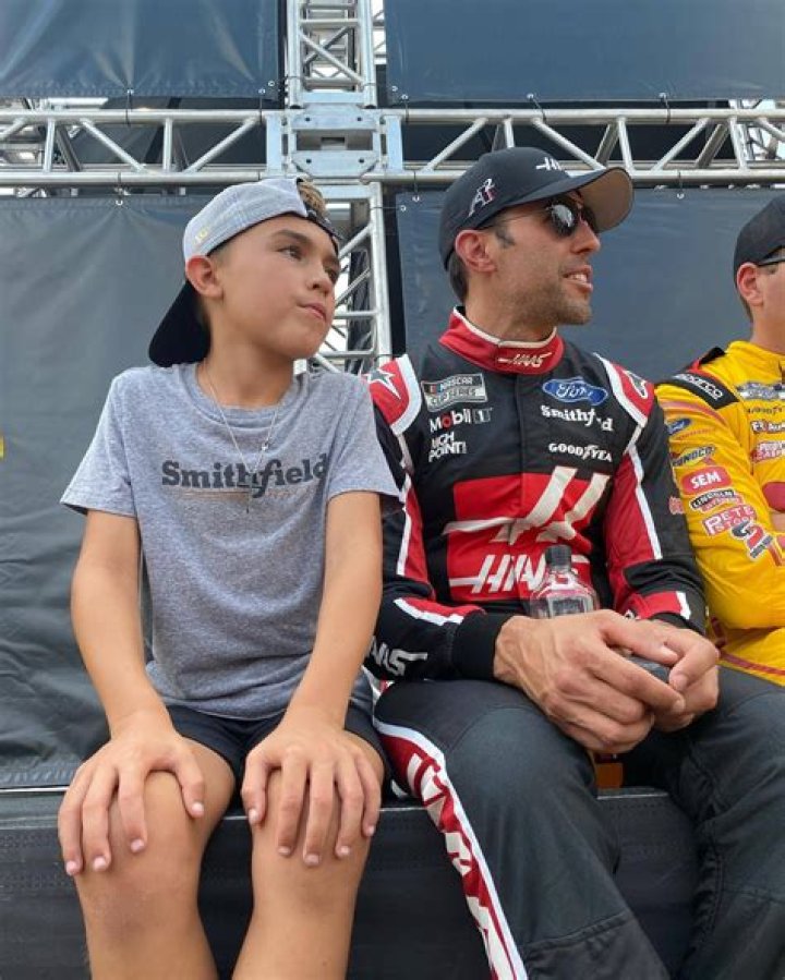 Aric Almirola Parents: Bobbi Almirola, Ralph Almirola Jr.