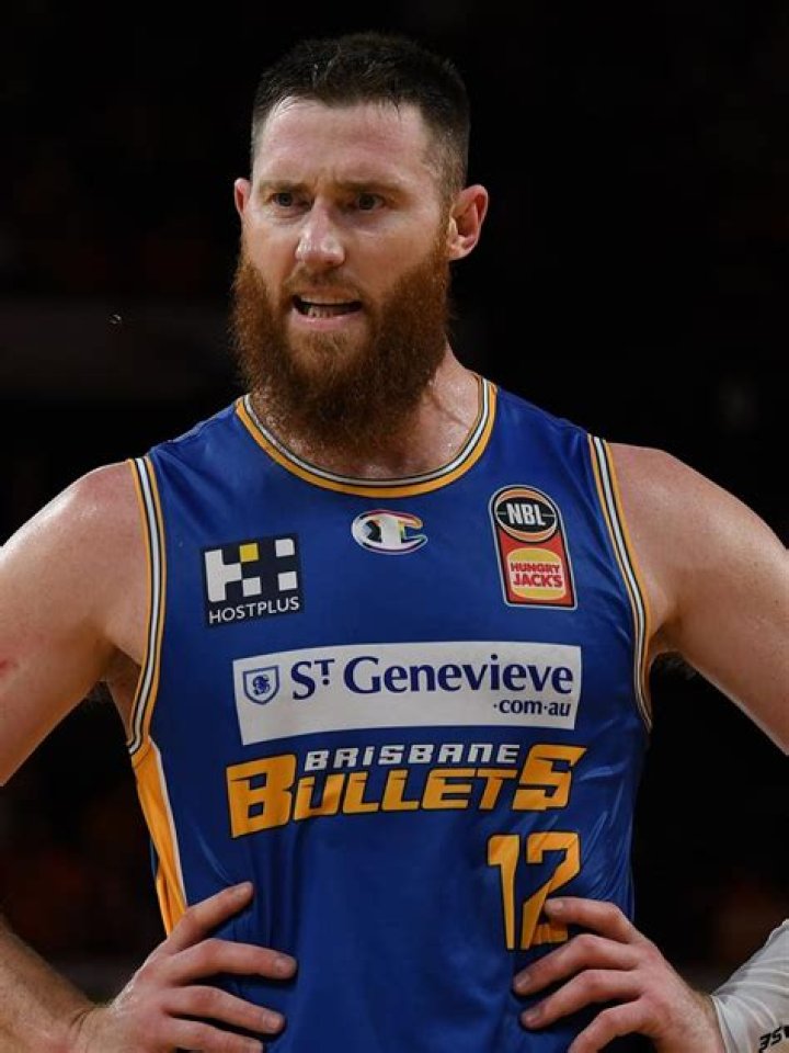 Aron Baynes Bio (Wiki) 