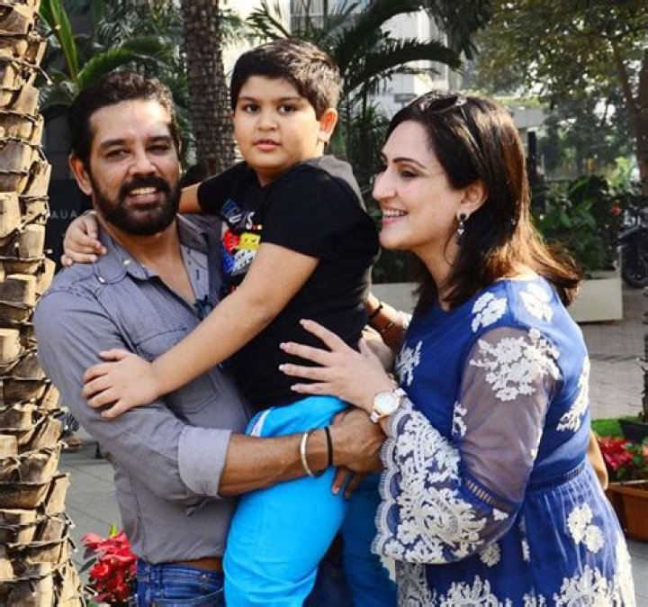 Arya Babbar - Age, Family, Bio