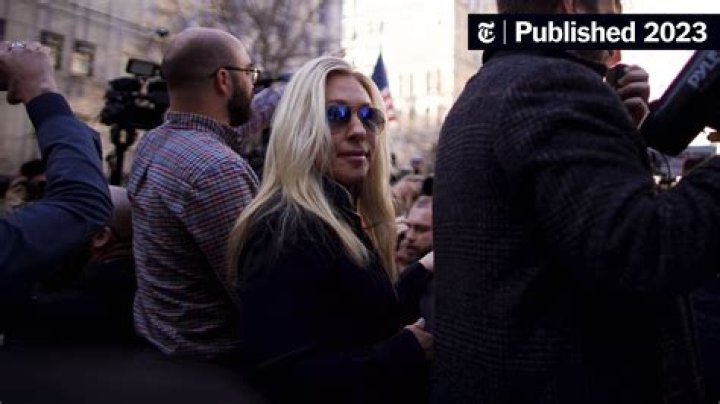 Ashley Greene denies that a crack pipe was found in her apt after a fire