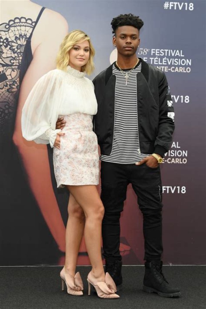 
Aubrey Joseph Height, Weight, Net Worth, Age, Birthday, Wikipedia, Who, Nationality, Biography 