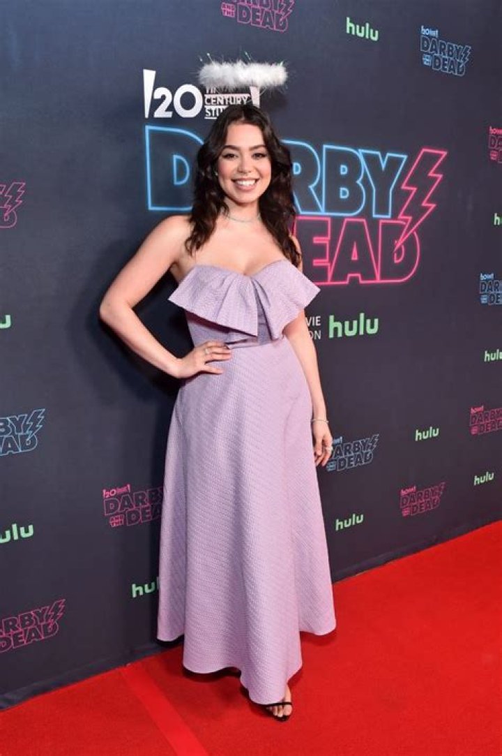 Auli’i Cravalho Net Worth - Wiki, Age, Weight and Height, Relationships, Family, and More