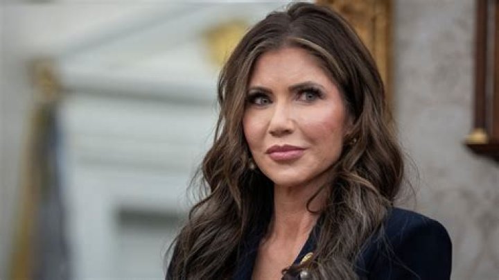 Avery Cristy Height, Weight, Net Worth, Age, Birthday, Wikipedia, Who, Nationality, Biography