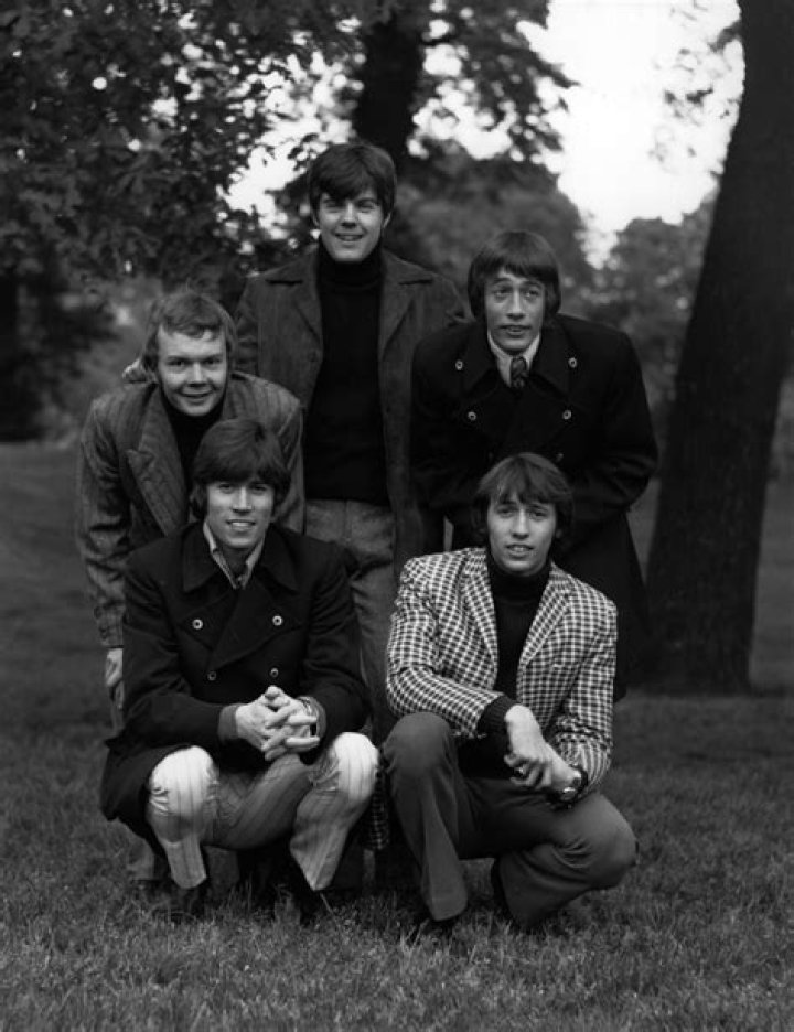 Barry and Robin Gibb Net Worth - Wiki, Age, Weight and Height, Relationships, Family, and More