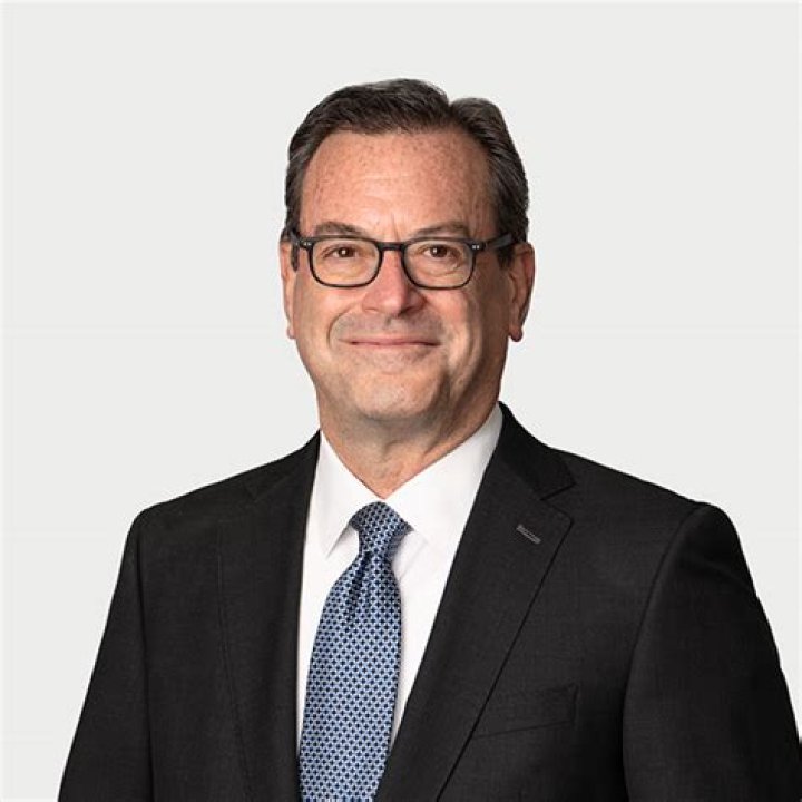 Barry Berke Wikipedia Bio & Religion – Is The Attorney Jewish?