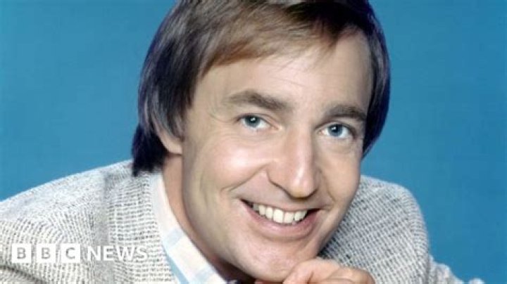 BBC comedian Kelly Monteith dead: Fans and Comic friends Led Tributes