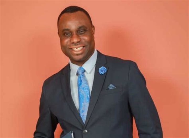 Bernard Dean Bio (Wiki) 