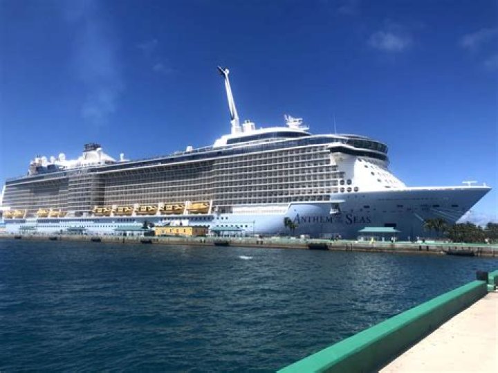 Best Royal Naval Dockyard Shore Excursions & Cruise Tours