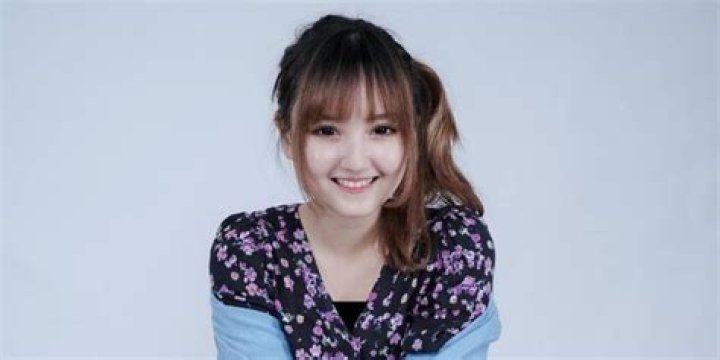 Billa Barbie - Age, Family, Bio