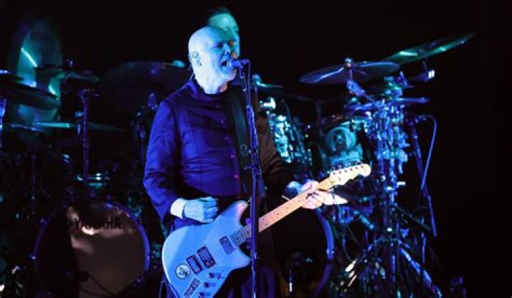 Billy Corgan throws major shade at Eddie Vedder, Kurt Cobain & his fans