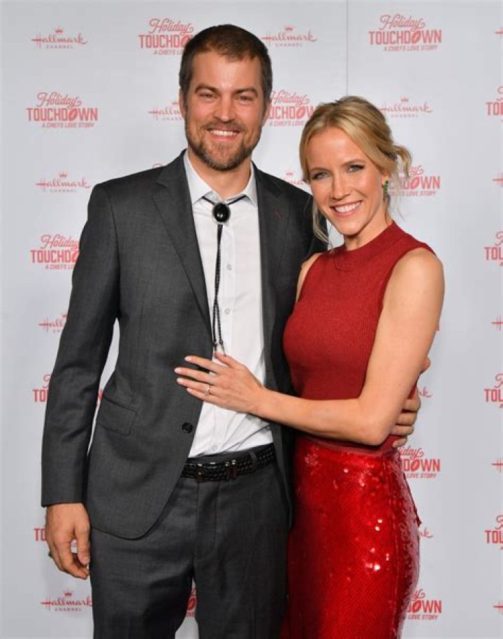 Bitty Schram Husband, Relationship, Net Worth