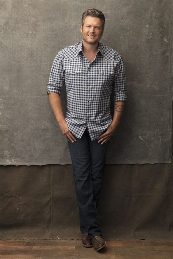 Blake Shelton Net Worth: Career & Lifestyle