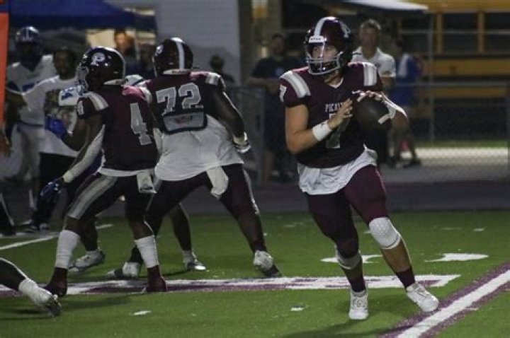 
Brady Robertson Age, Birthday, Wikipedia, Who, Nationality, Biography 