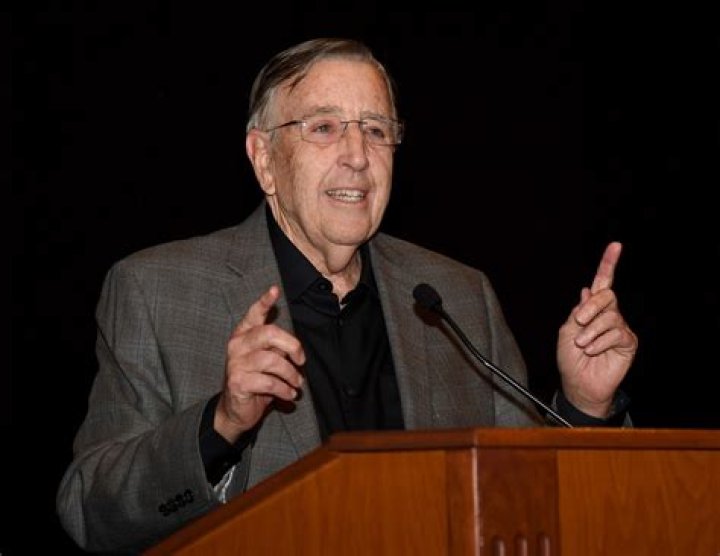 Brent Musburger Height, Weight, Net Worth, Age, Birthday, Wikipedia, Who, Nationality, Biography