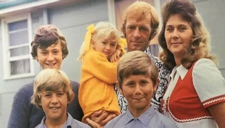 Brett Hogan, Son of Paul Hogan! Know About His Parents, Age, Net Worth, & So On.