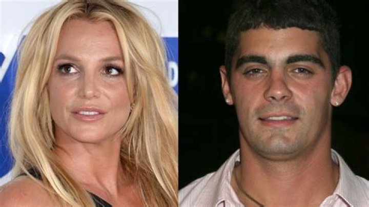 
Britney Spears’ Ex-Husband Jason Alexander Wanted By Police for Missing Court Date 