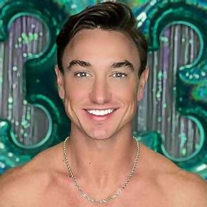 Cade Maddox Bio (Wiki) 