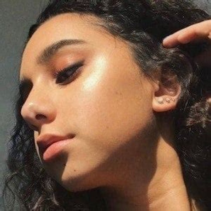 Canela Trigueros - Age, Family, Bio